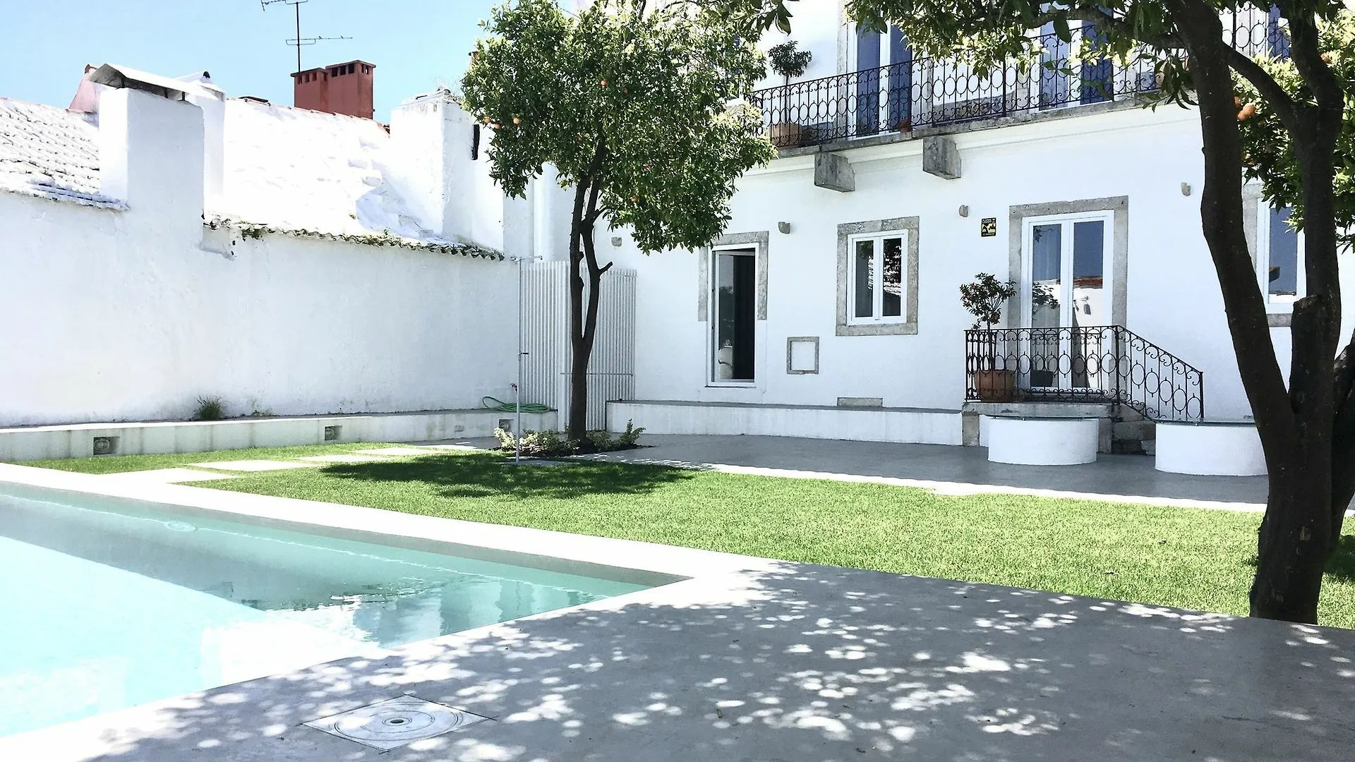 Dona Graca Lisbon Apartments 0*,  Portugal