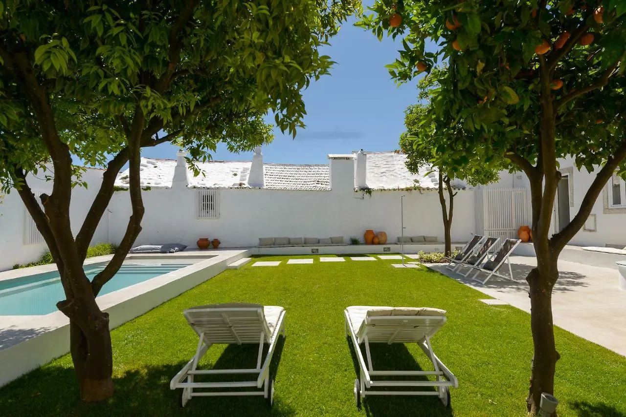Dona Graca Lisbon Apartments