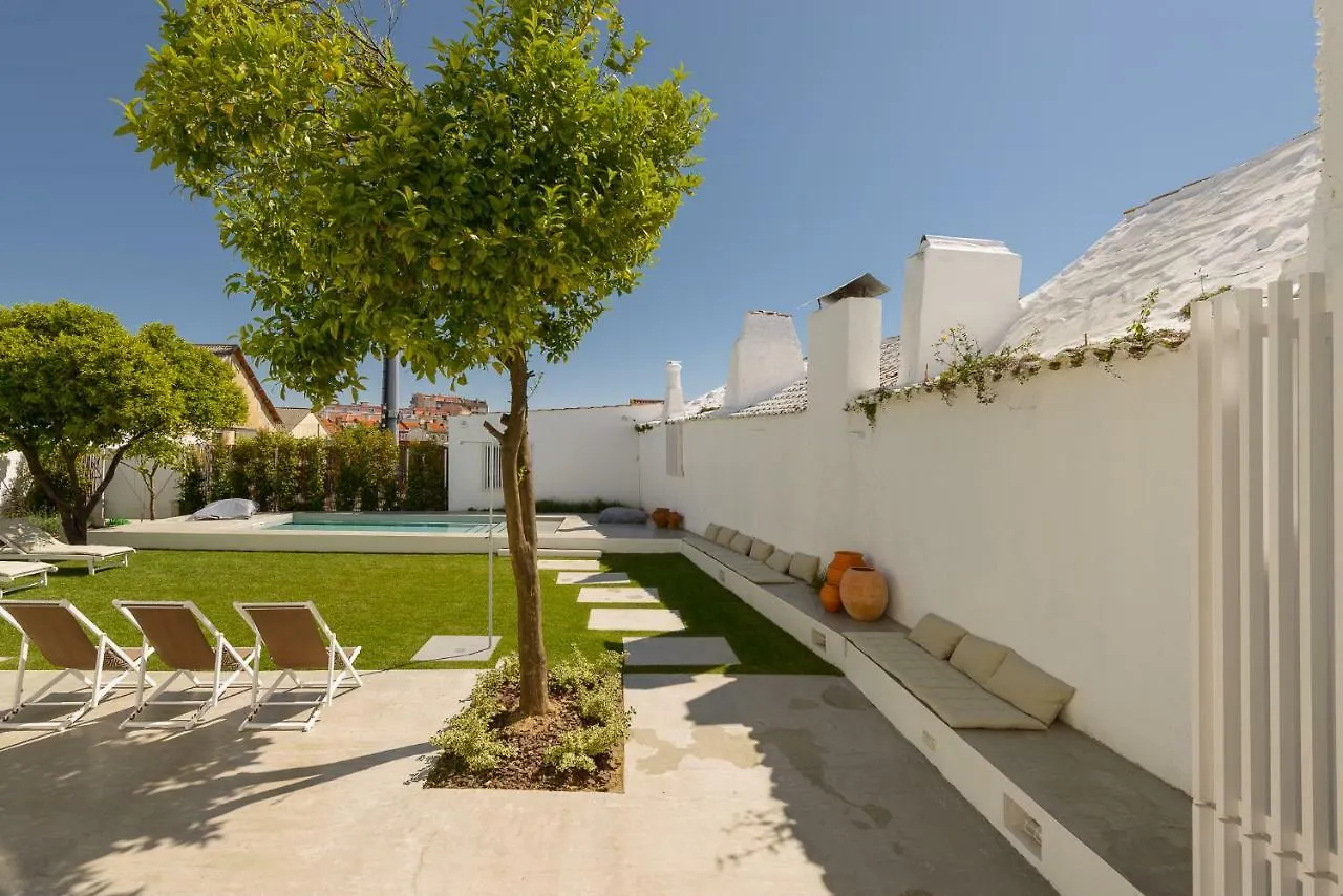 Dona Graca Lisbon Apartments 0*,